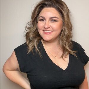 CSC - Oakley in rooted light brunette